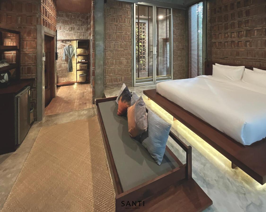 Santi Beach Retreat Chumphon Exterior foto